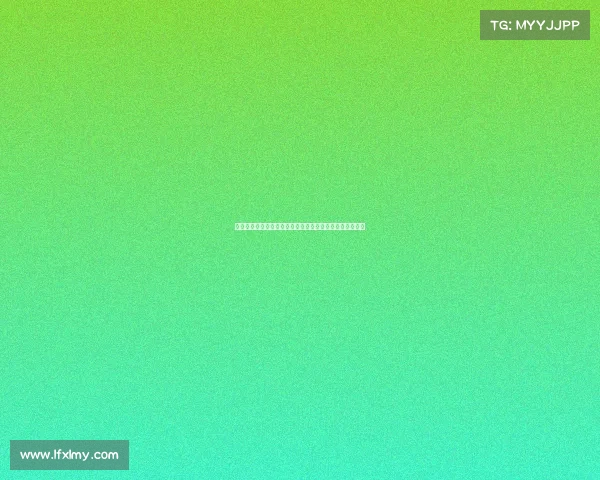 网球赛场热血沸腾，激烈对决引爆全场激情观众欢呼声不断